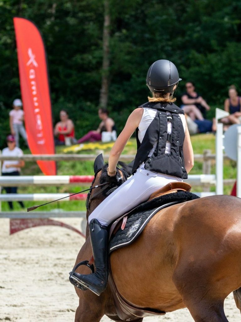Blog Mental Coaching Reiterinnen MYnd's UP Reiterin beim Turnier – Mental Coaching für Reiterinnen bei MYnd's UP – Reiten beginnt im Kopf